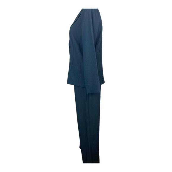 Orvis Black Crepe 2 Piece Long Sleeve Jacket and Pants Travel set Size Small - Picture 2 of 11